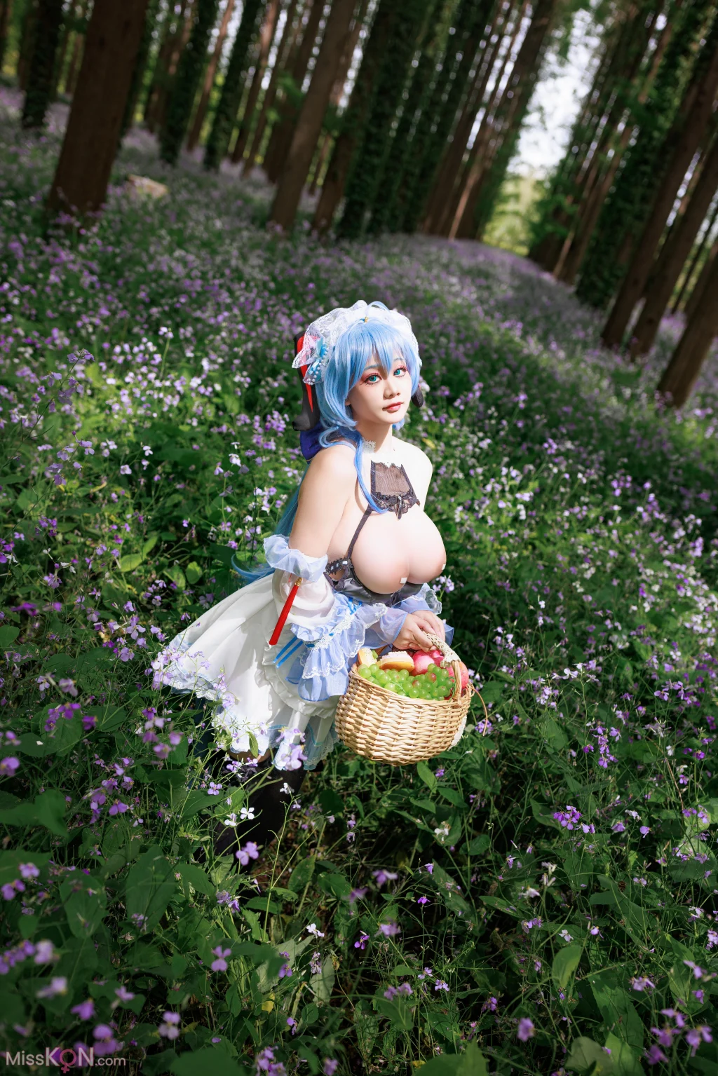 Coser@阿雪雪: 甘雨女仆 (99 photos + 6 videos) – Page 2