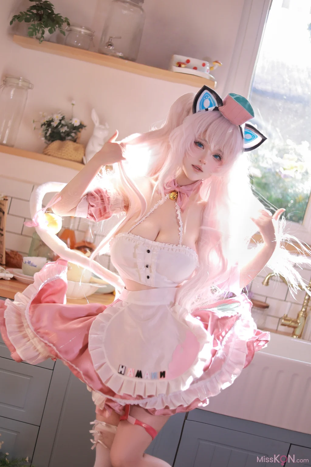 Coser@芝心蛋奶烧: 碧蓝航线 哈曼女仆 (110 photos + 4 videos)