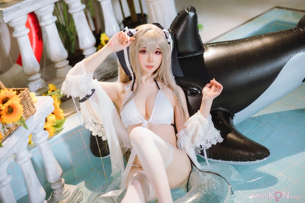 Coser@焖焖碳: 碧蓝航线 安克雷奇 泳装 (20 photos)