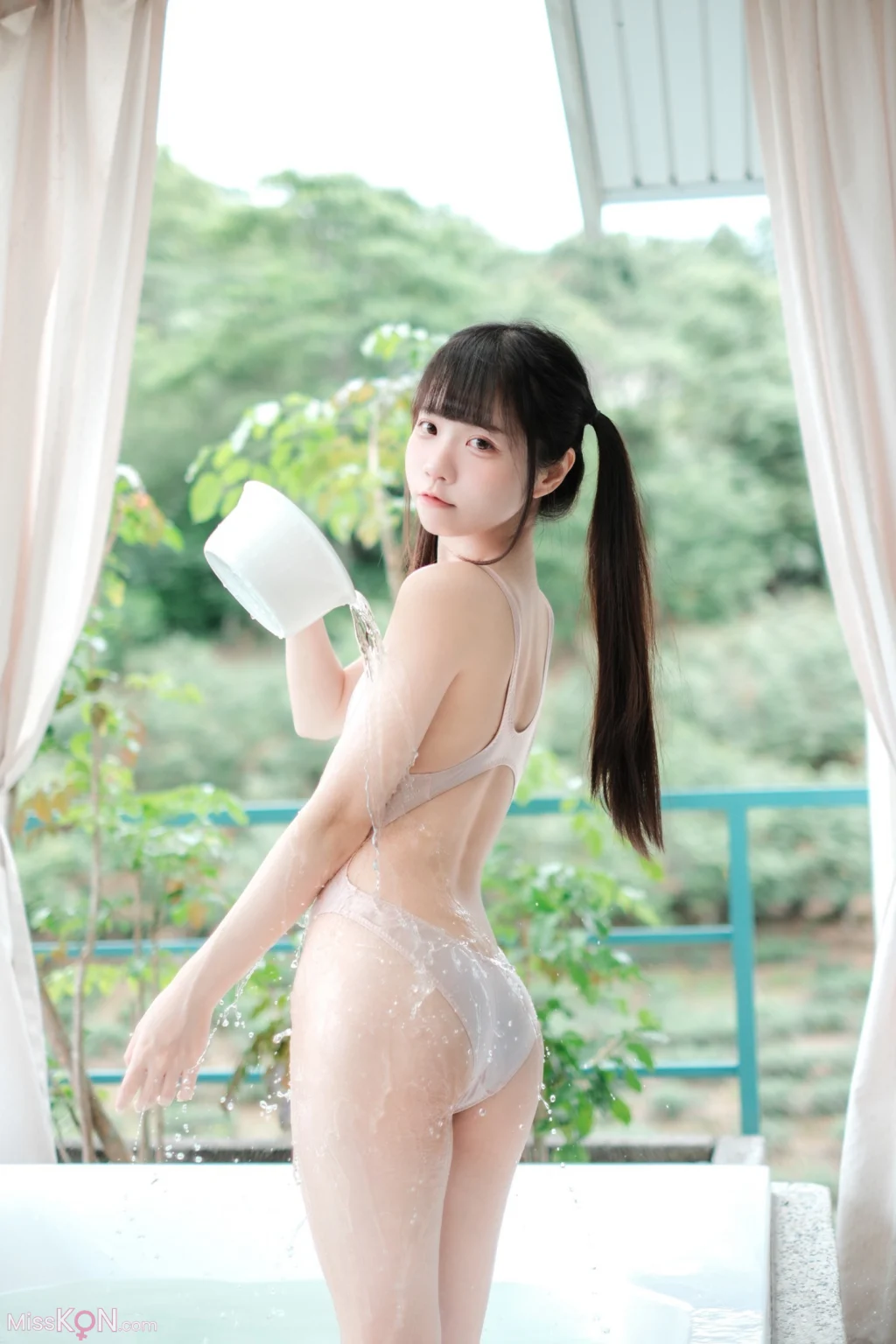 Coser@可可小白兔: 在陽台做壞事的小兔兔 (68 photos) – Page 3