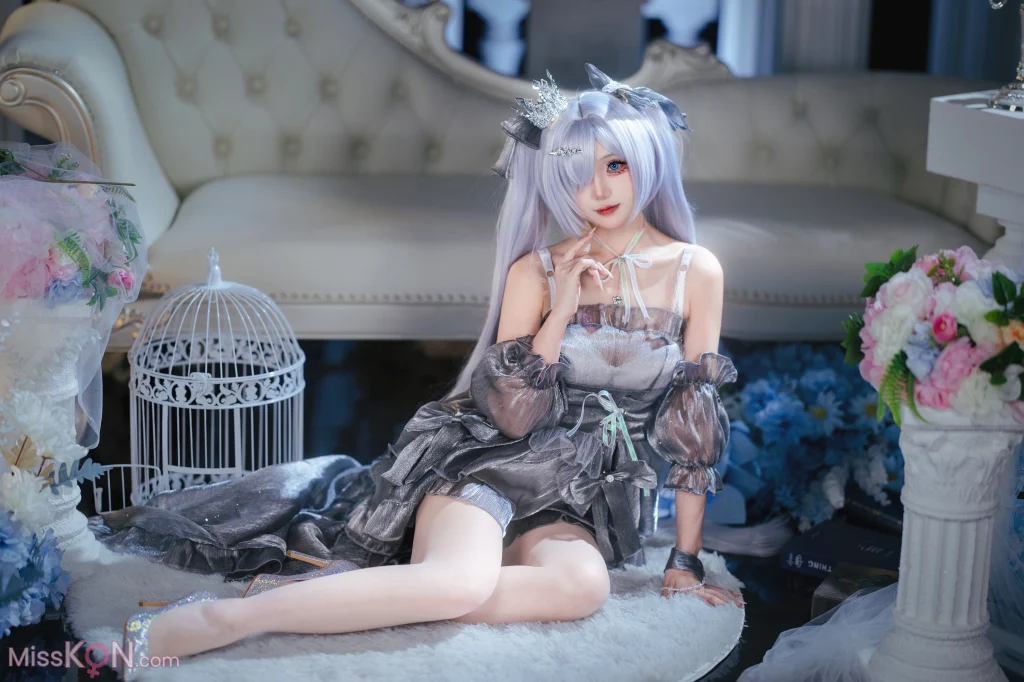 Coser@是夙卿呀: NIKKE 灰姑娘 (16 photos)