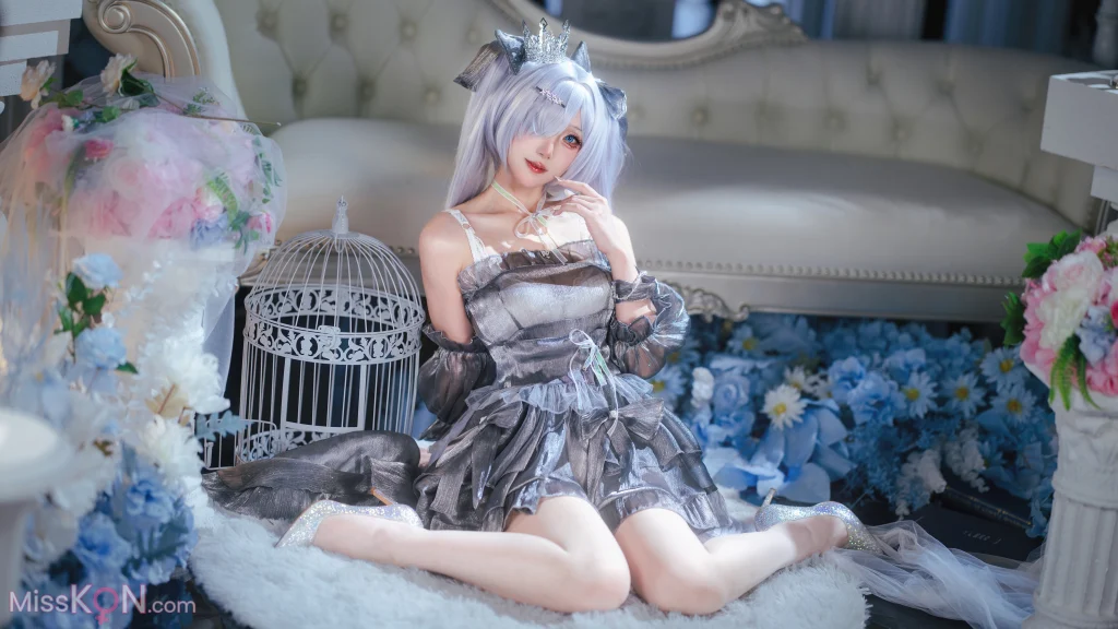 Coser@是夙卿呀: NIKKE 灰姑娘 (16 photos)