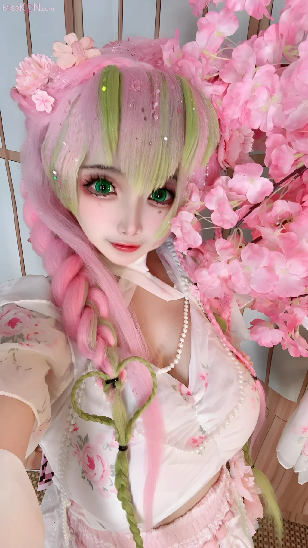 Coser@香草奶喵: 鬼灭之刃 甘露寺蜜璃 典藏版 (204 photos + 71 videos) – Page 2