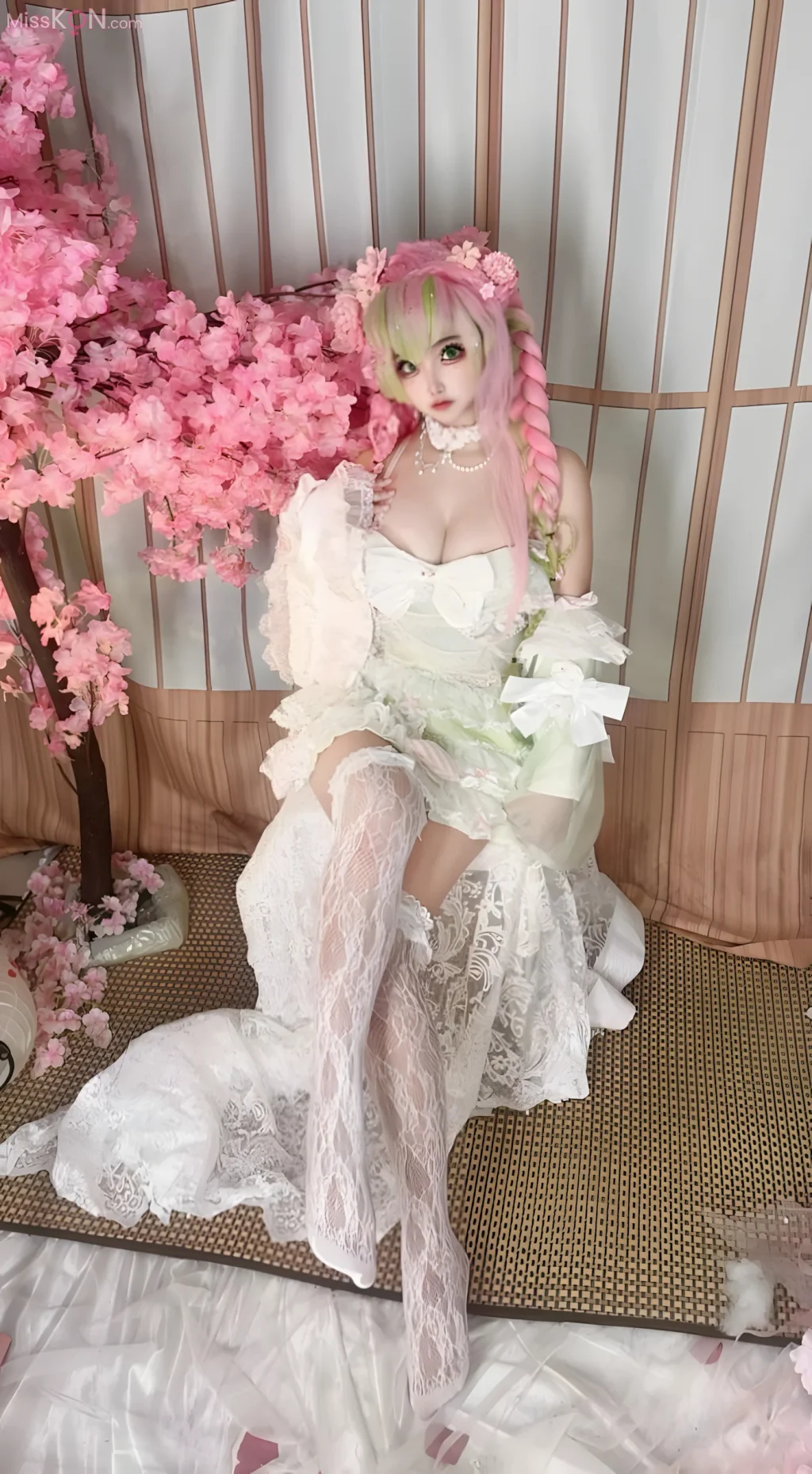 Coser@香草奶喵: 鬼灭之刃 甘露寺蜜璃 典藏版 (204 photos + 71 videos) – Page 2