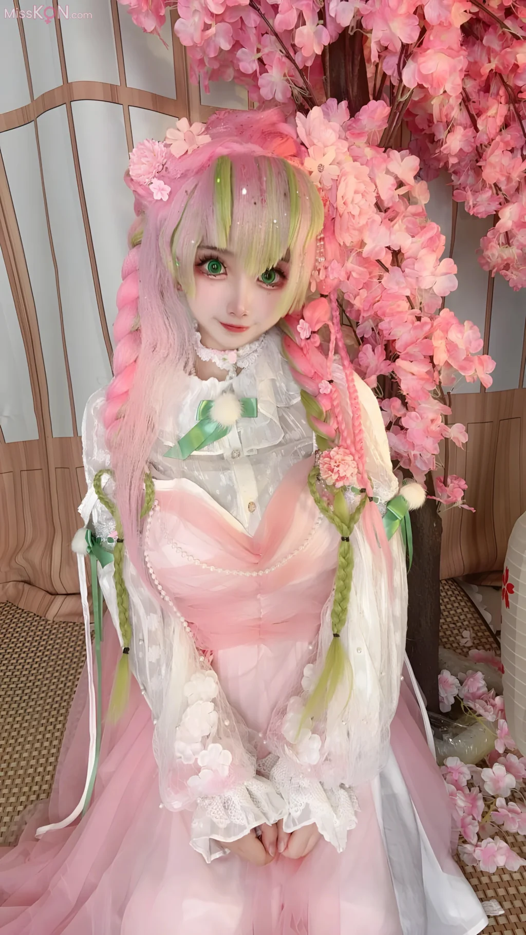 Coser@香草奶喵: 鬼灭之刃 甘露寺蜜璃 典藏版 (204 photos + 71 videos) – Page 2