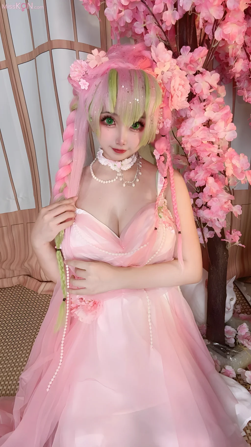 Coser@香草奶喵: 鬼灭之刃 甘露寺蜜璃 典藏版 (204 photos + 71 videos) – Page 3