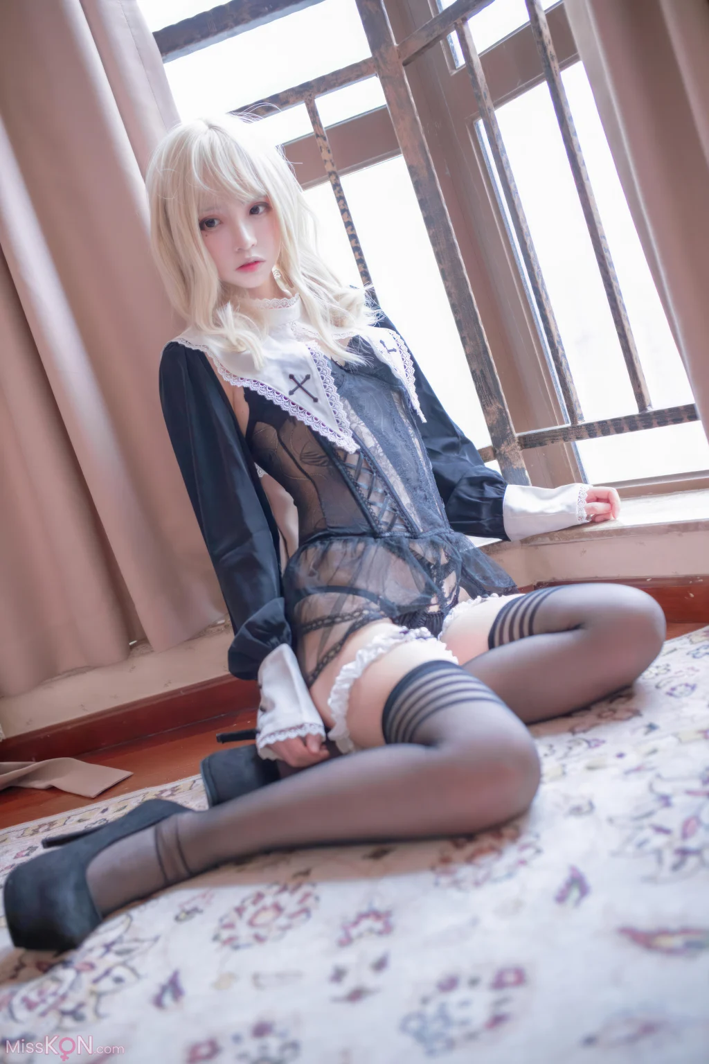 Coser@疯猫ss: 昼夜 (30 photos)
