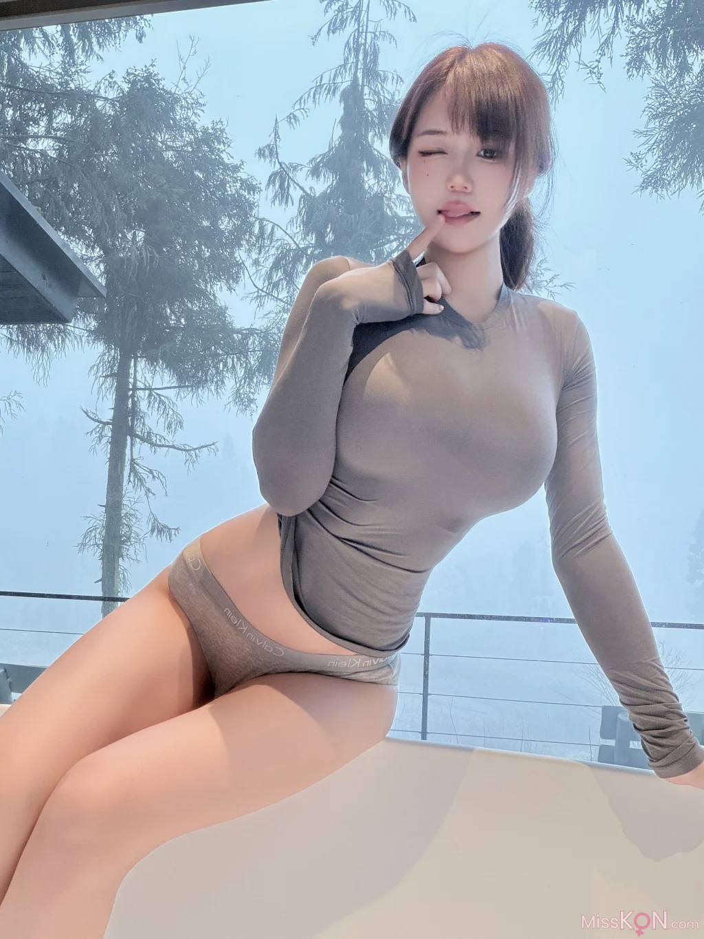 Coser@小仓千代w: 雾气之中🌫️ (16 photos)