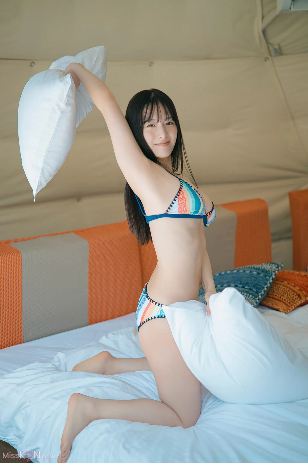[JP] Kurea Hazuki (葉月くれあ): 【増量版 全50P】ミスマガのアソビバ！＜休日のおでかけ！＞ ヤンマガデジタル写真集 (54 photos)