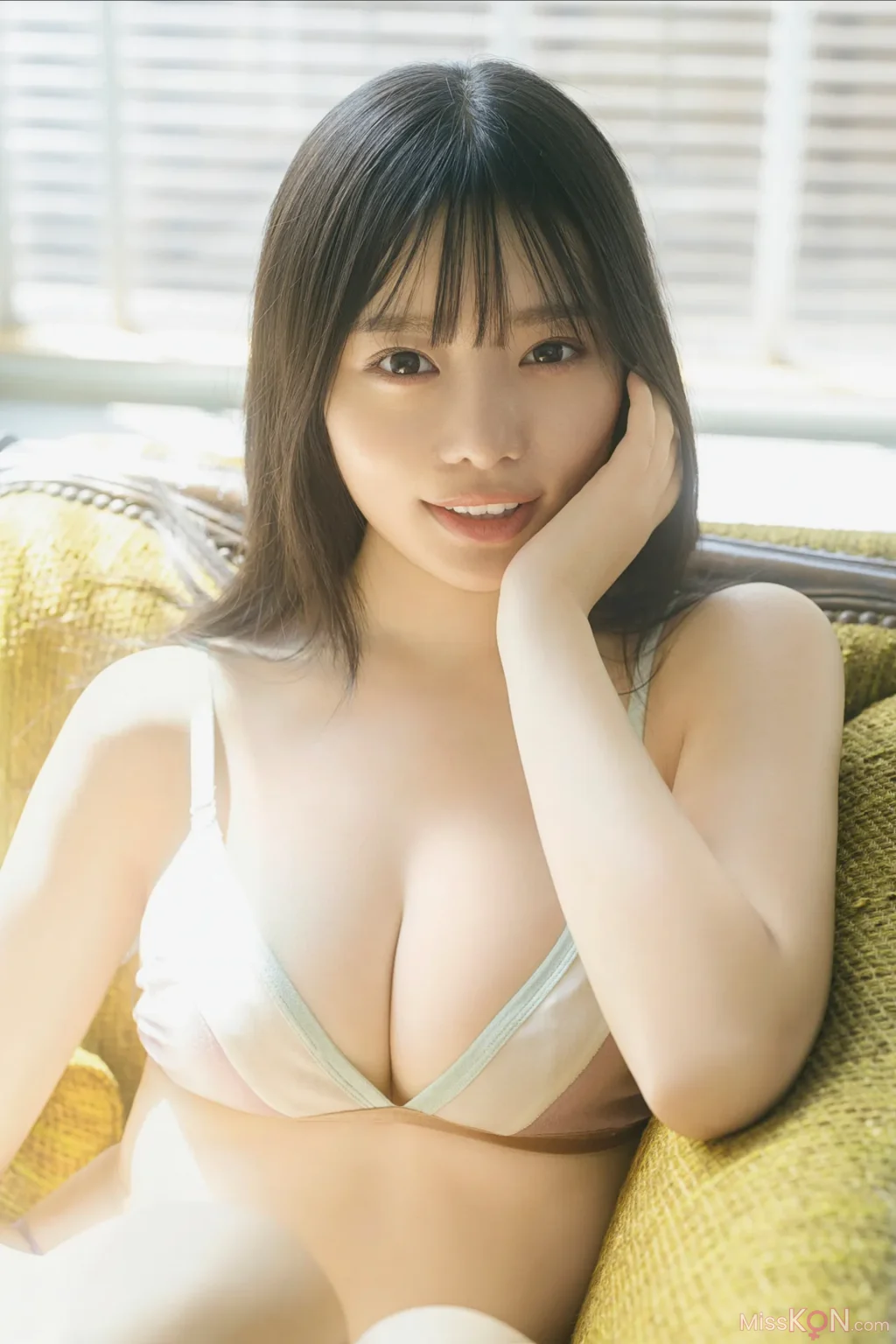[JP] Momoha Takatsuru (高鶴桃羽): FRIDAYデジタル写真集 ラブリースワン Vol.2 (75 photos) – Page 2