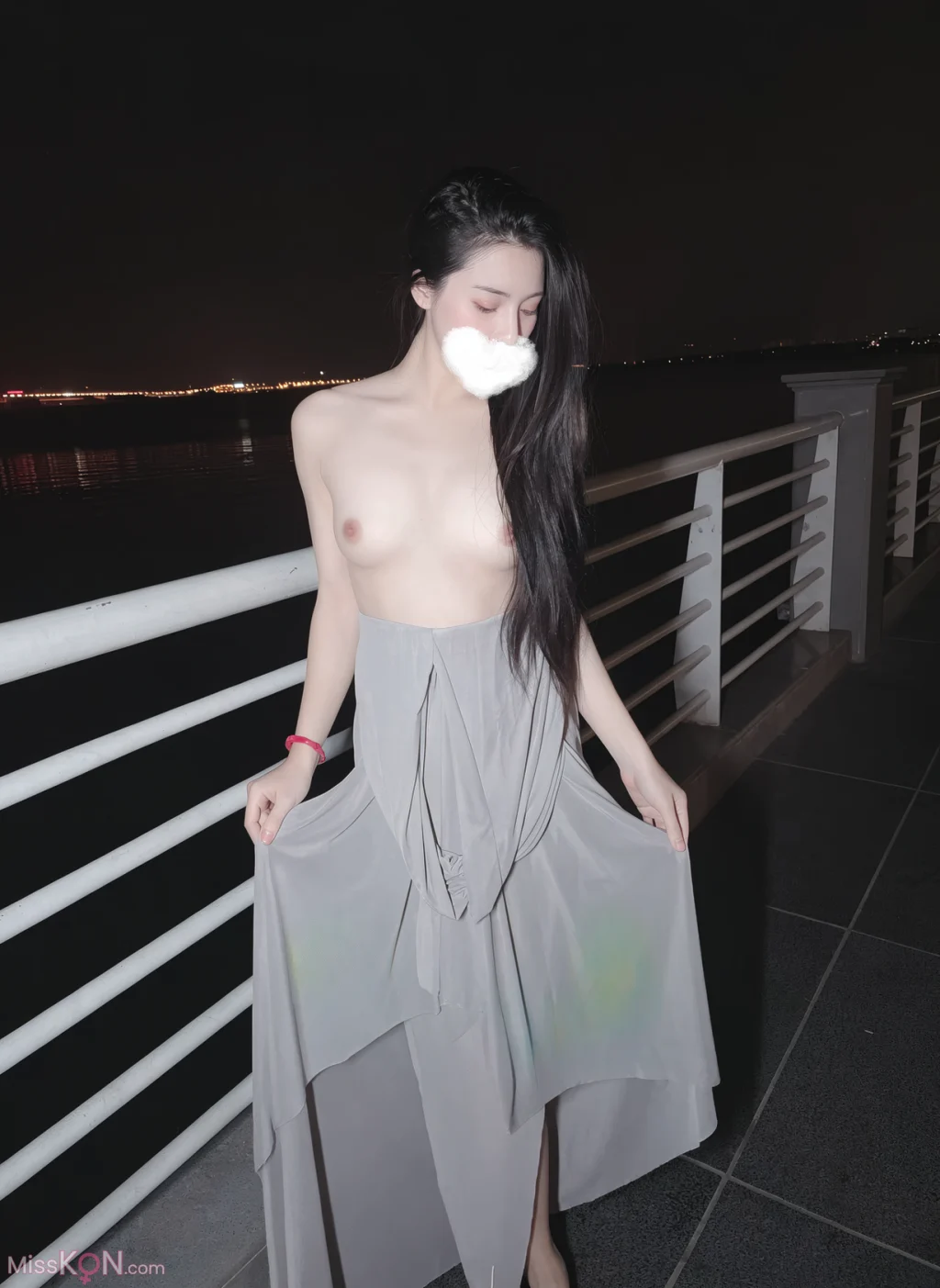 [OtherXXX] Hcoco: 风骚大表姐 户外御姐抖音风 (171 photos + 51 videos)