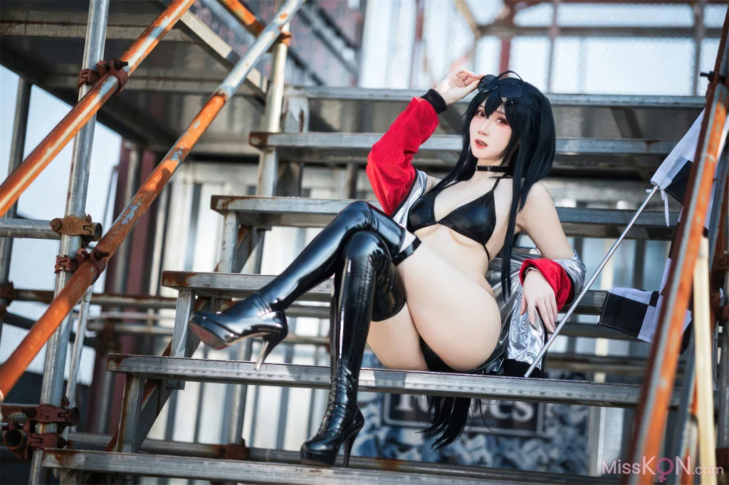 Coser@焖焖碳: 碧蓝航线 大凤 赛车服 (32 photos)
