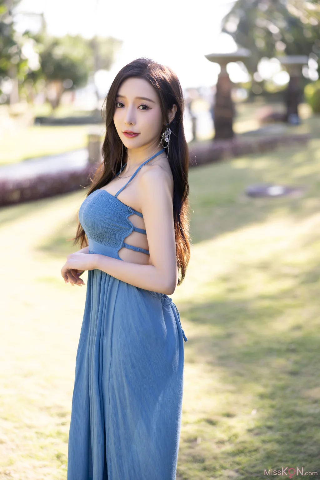 [内购无水印] 王馨瑶Yanni: 秀人网模特 钓鱼黑色冲浪泳衣 (97 photos) – Page 2