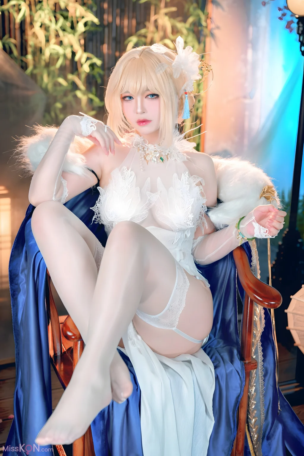 Coser@半半子: 贞德 灯花祝装圣女 灯火佳期 (58 photos)