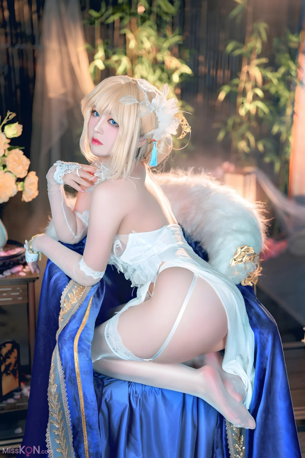 Coser@半半子: 贞德 灯花祝装圣女 灯火佳期 (58 photos)