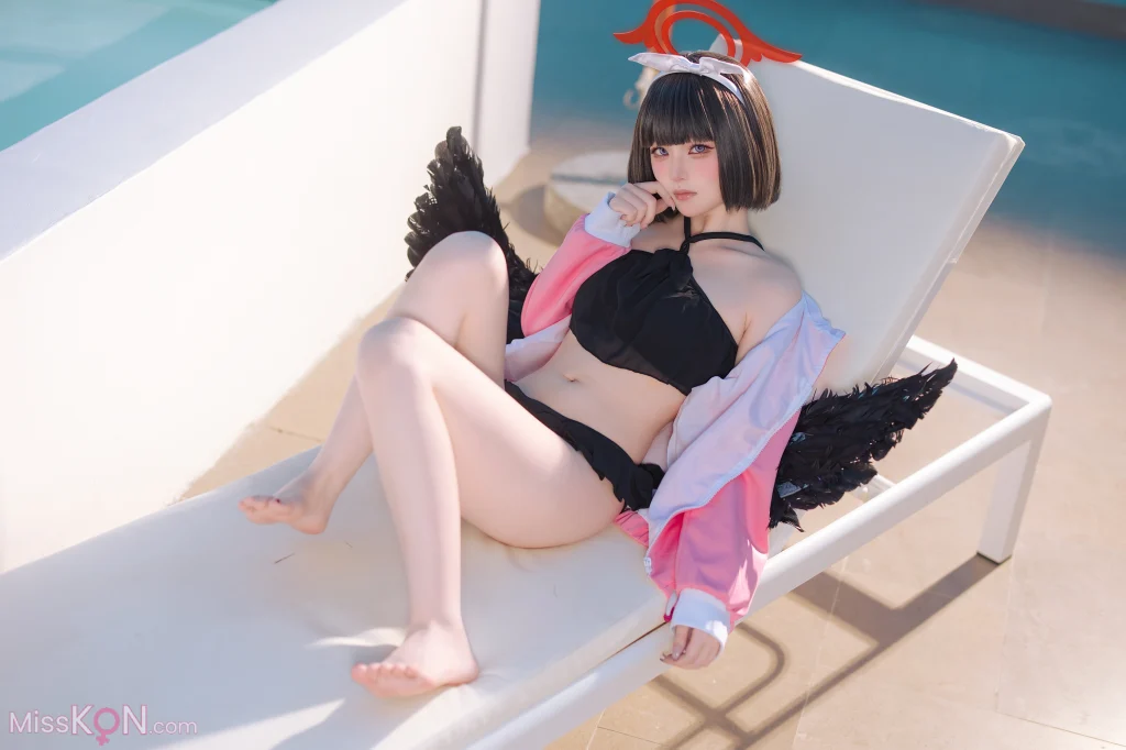 Coser@屿鱼: 蔚蓝档案 静山真白泳装 (30 photos)