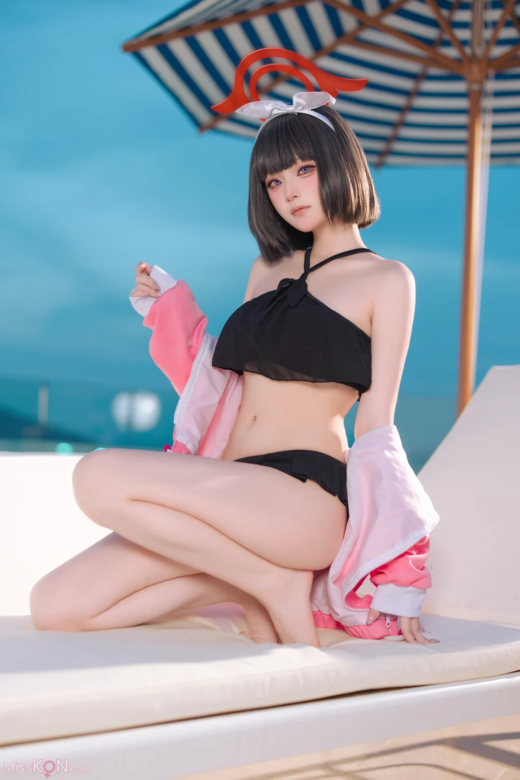 Coser@屿鱼: 蔚蓝档案 静山真白泳装 (30 photos)