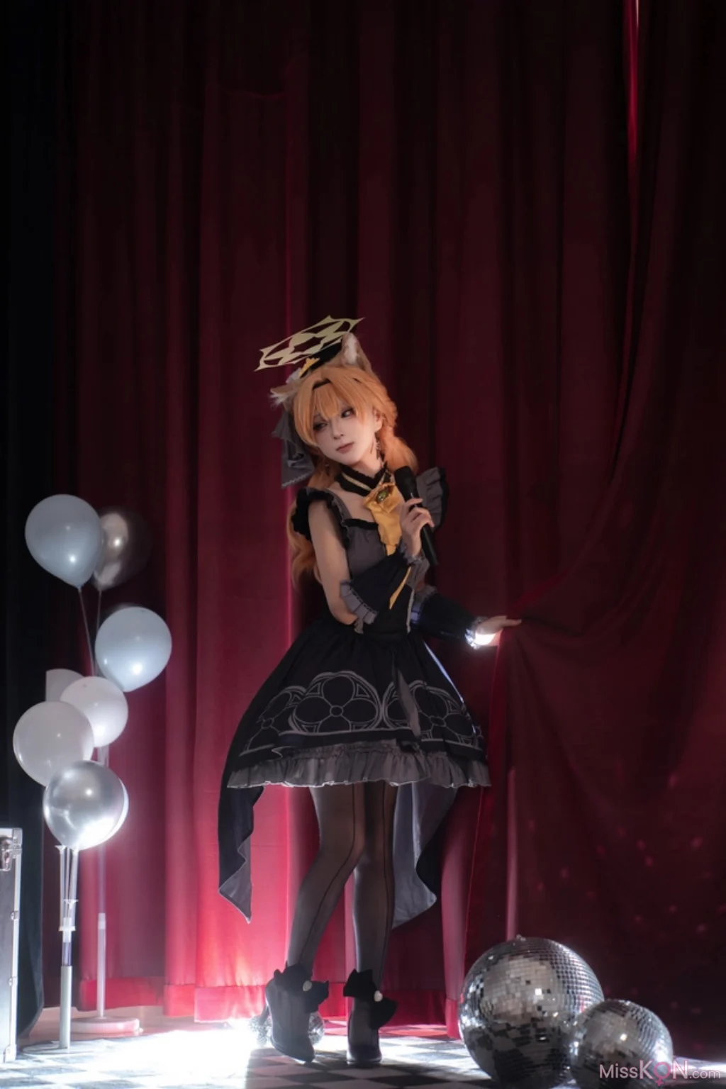 Coser@矢量鱼: 蔚蓝档案 伊落玛丽偶像 (40 photos)