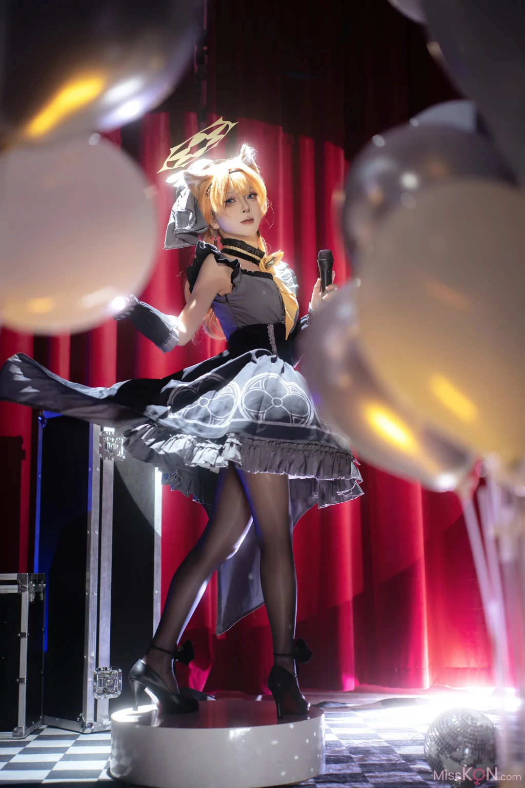 Coser@矢量鱼: 蔚蓝档案 伊落玛丽偶像 (40 photos)