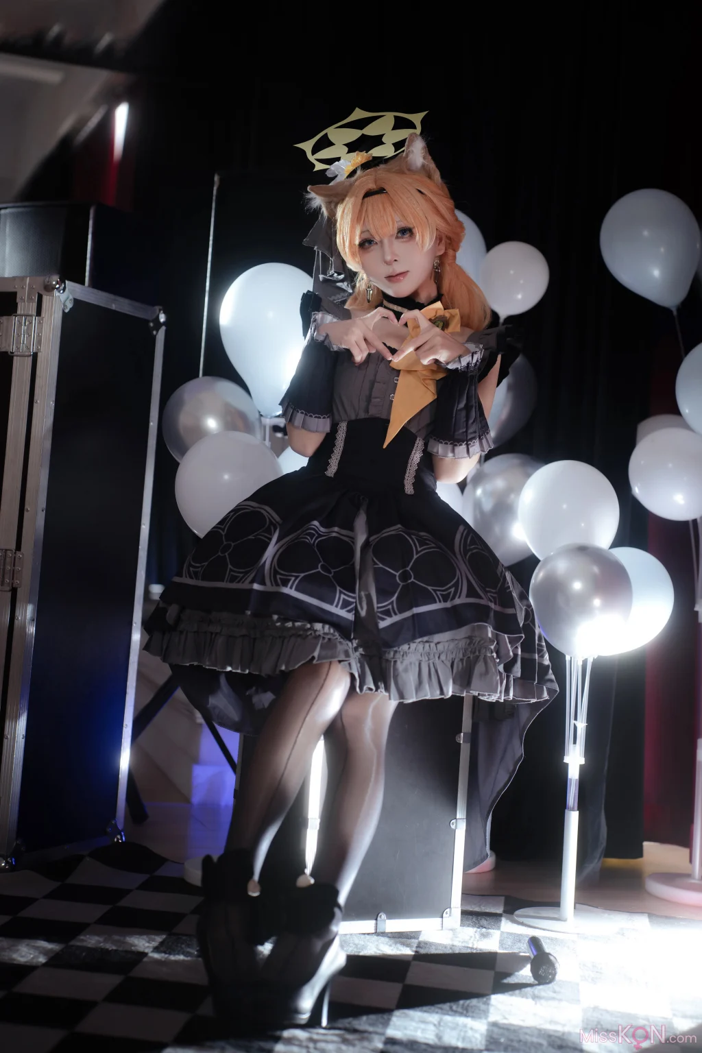 Coser@矢量鱼: 蔚蓝档案 伊落玛丽偶像 (40 photos)