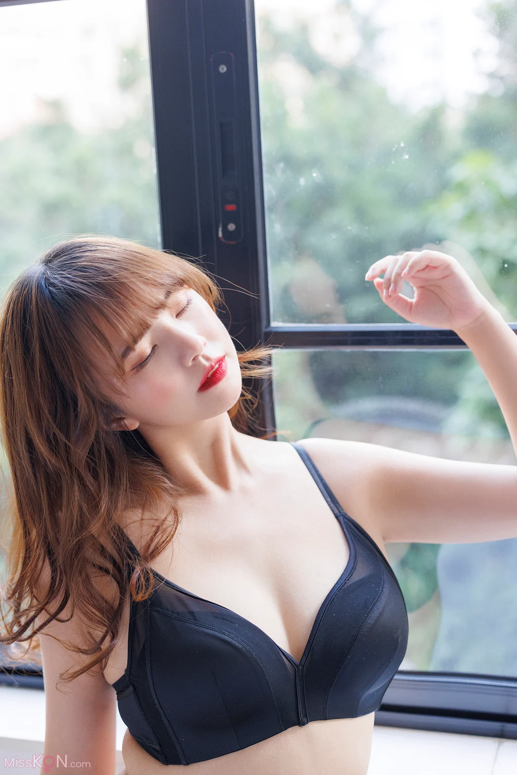 [内购无水印] Zhang Si Yun (张思允): 秀人网模特 黑丝女警 (58 photos) – Page 3