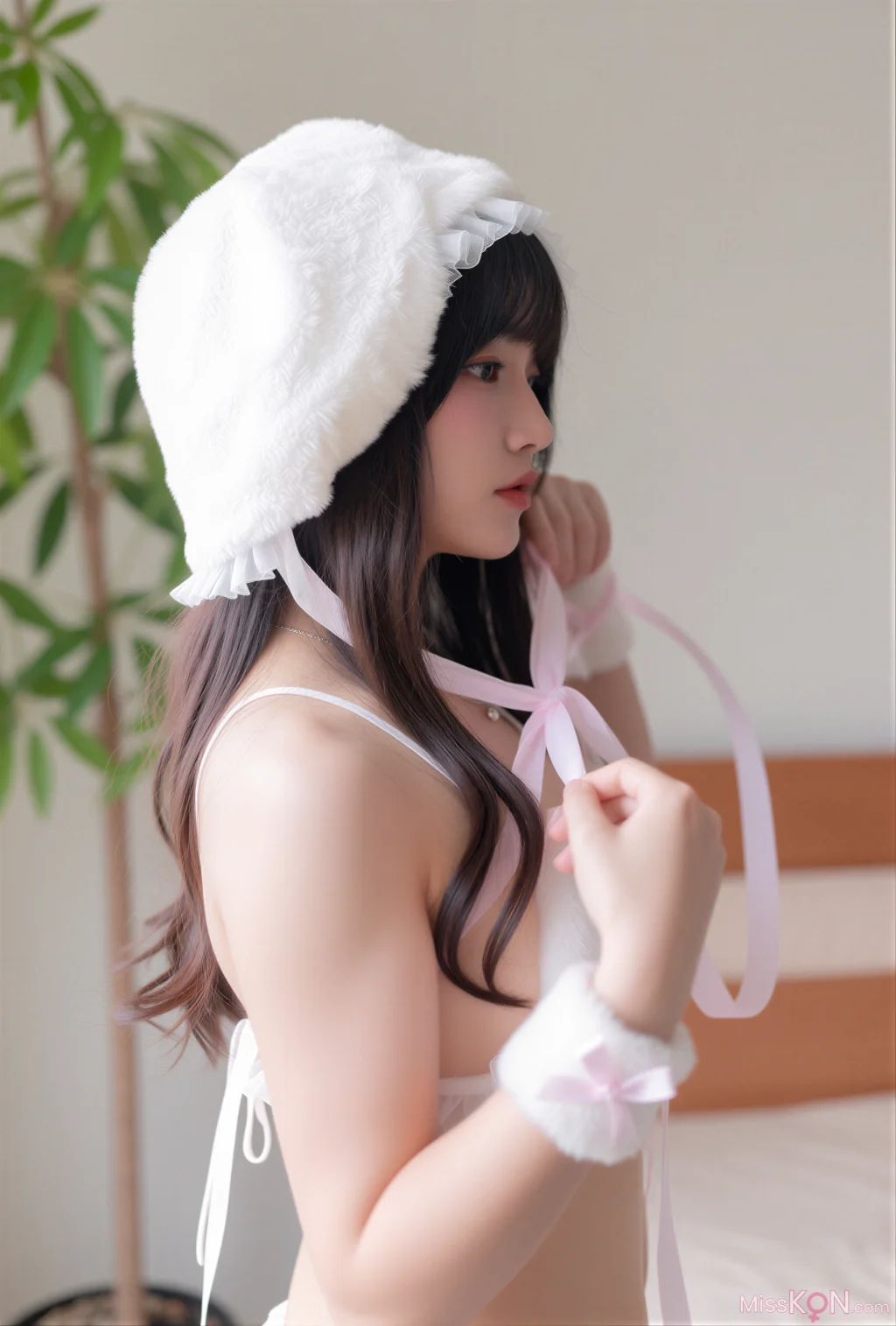 [AI Enhanced] [SWEETBOX] Yui (유이): SWTB Vol.65 Yui’s Present (33 photos)