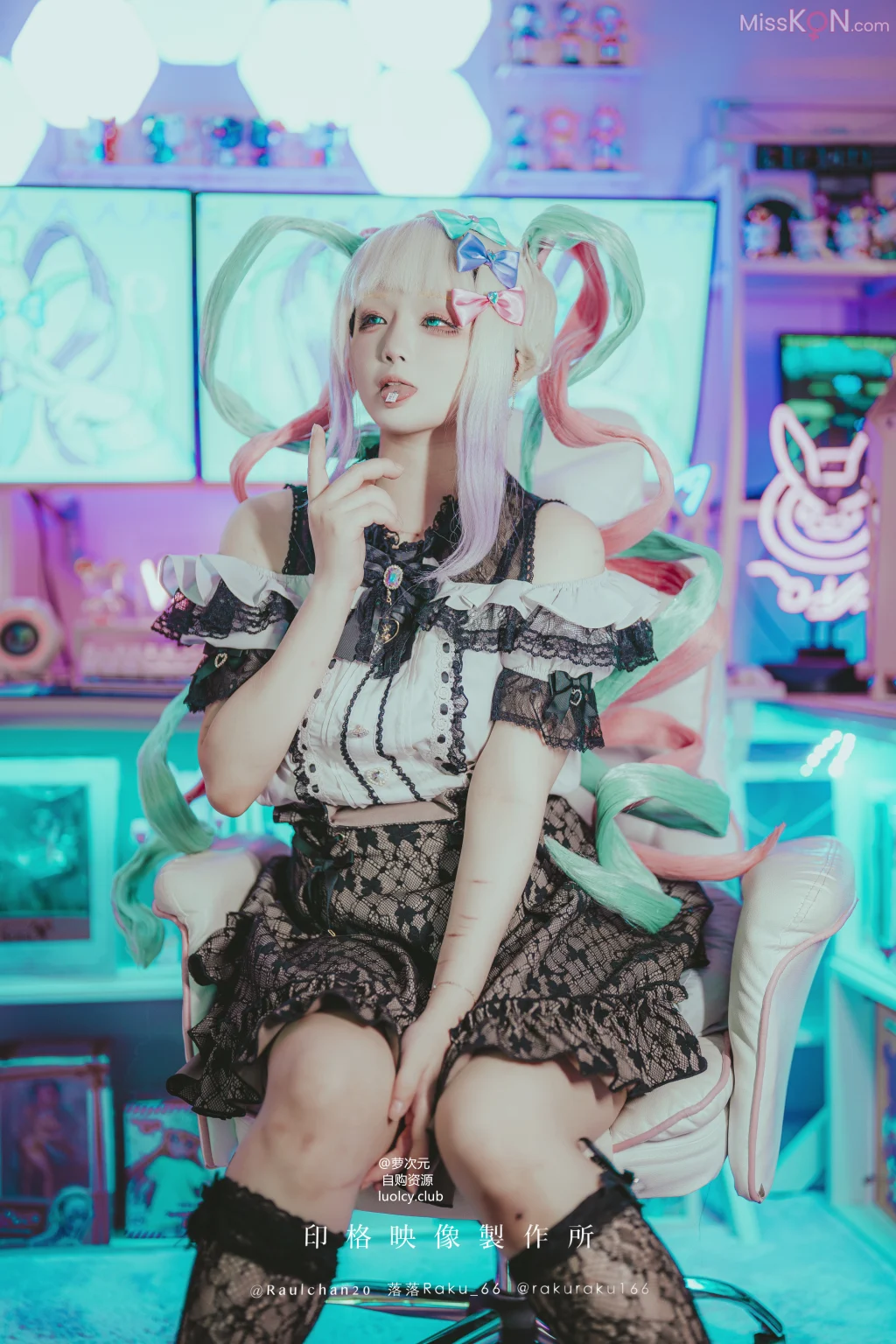 Coser@落落Raku: 8K Cos 升天 (48 photos + 1 video) – Page 3