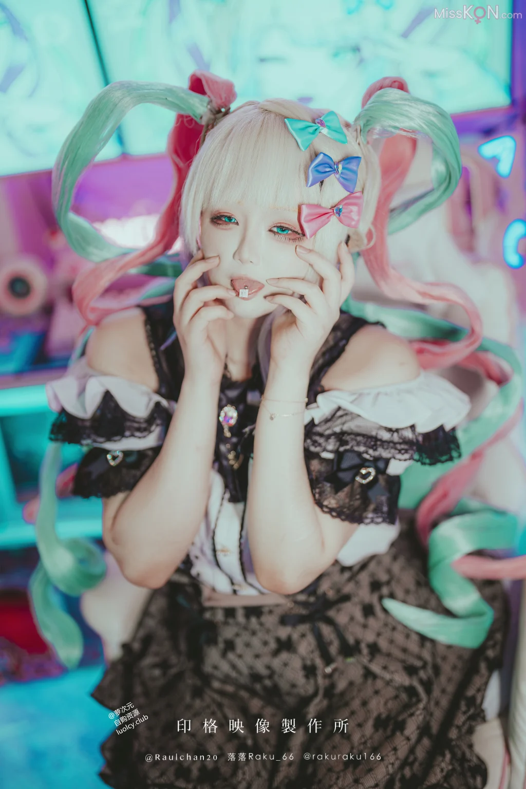 Coser@落落Raku: 8K Cos 升天 (48 photos + 1 video) – Page 3