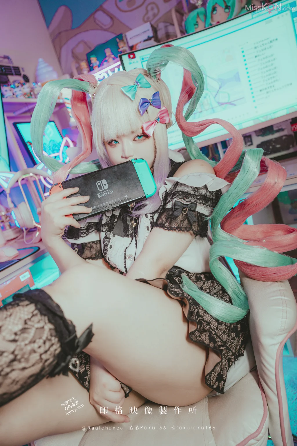 Coser@落落Raku: 8K Cos 升天 (48 photos + 1 video) – Page 3