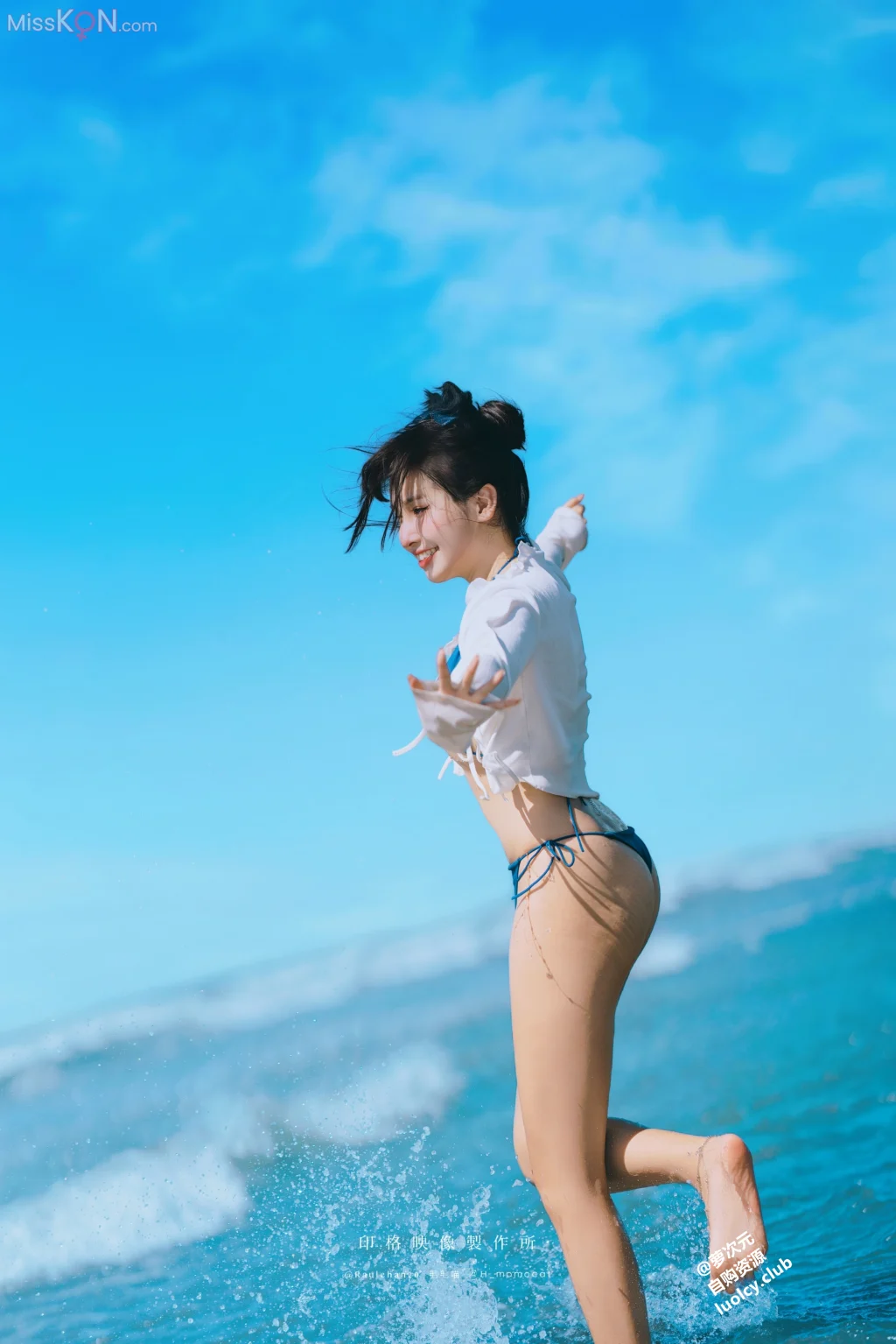 Coser@慕慕Momo: 4K 海風之歌 (57 photos + 1 video)