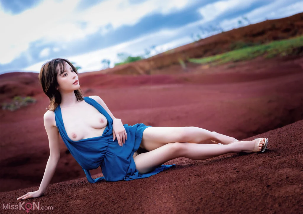 [JP] Kana Momonogi (桃乃木かな): 「.(Period)」 (146 photos)