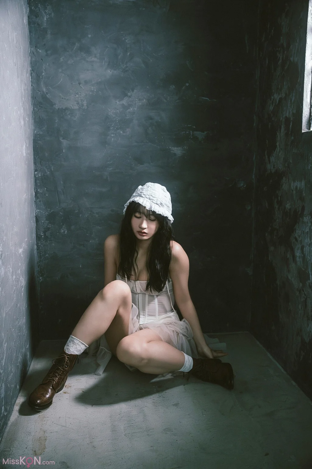 [JP] Hinata Matsumoto (松本日向): 寂しがり屋のLovely Doll PARADEデジタルフォトブック (91 photos)