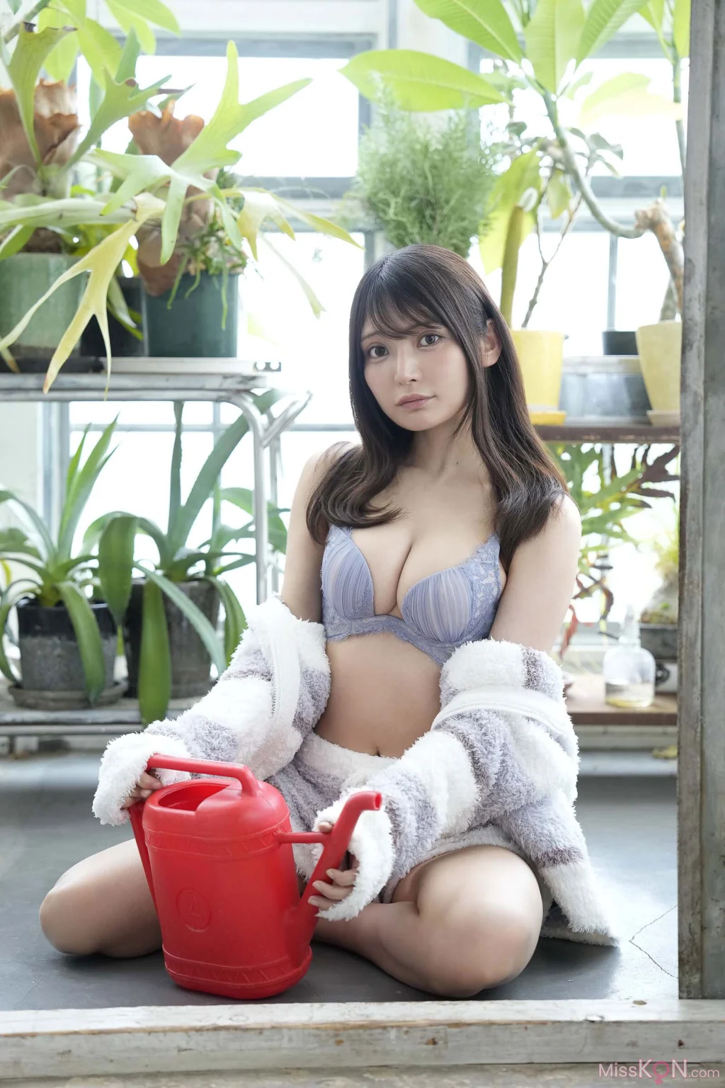 [JP] Nitori Sayaka (似鳥沙也加): デジタル写真集 ピーチキャンディー (デジタルブルグラ) (44 photos)