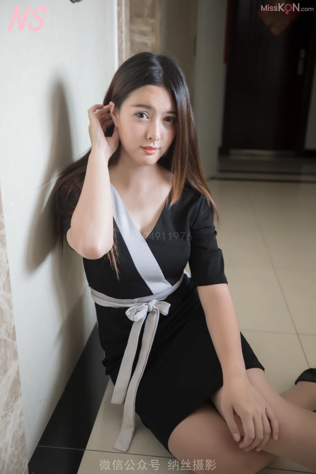 [NS纳丝摄影] No.010: 若若的白领丝袜 (87 photos + 1 video)