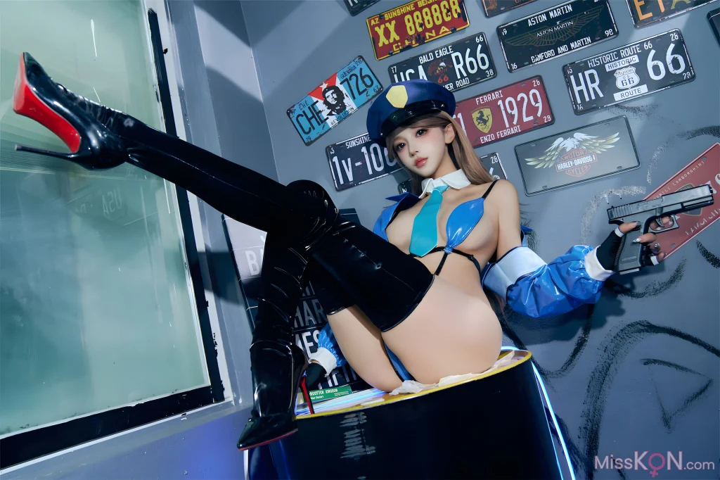 Coser@过期米线线喵: 女警 (59 photos) – Page 2