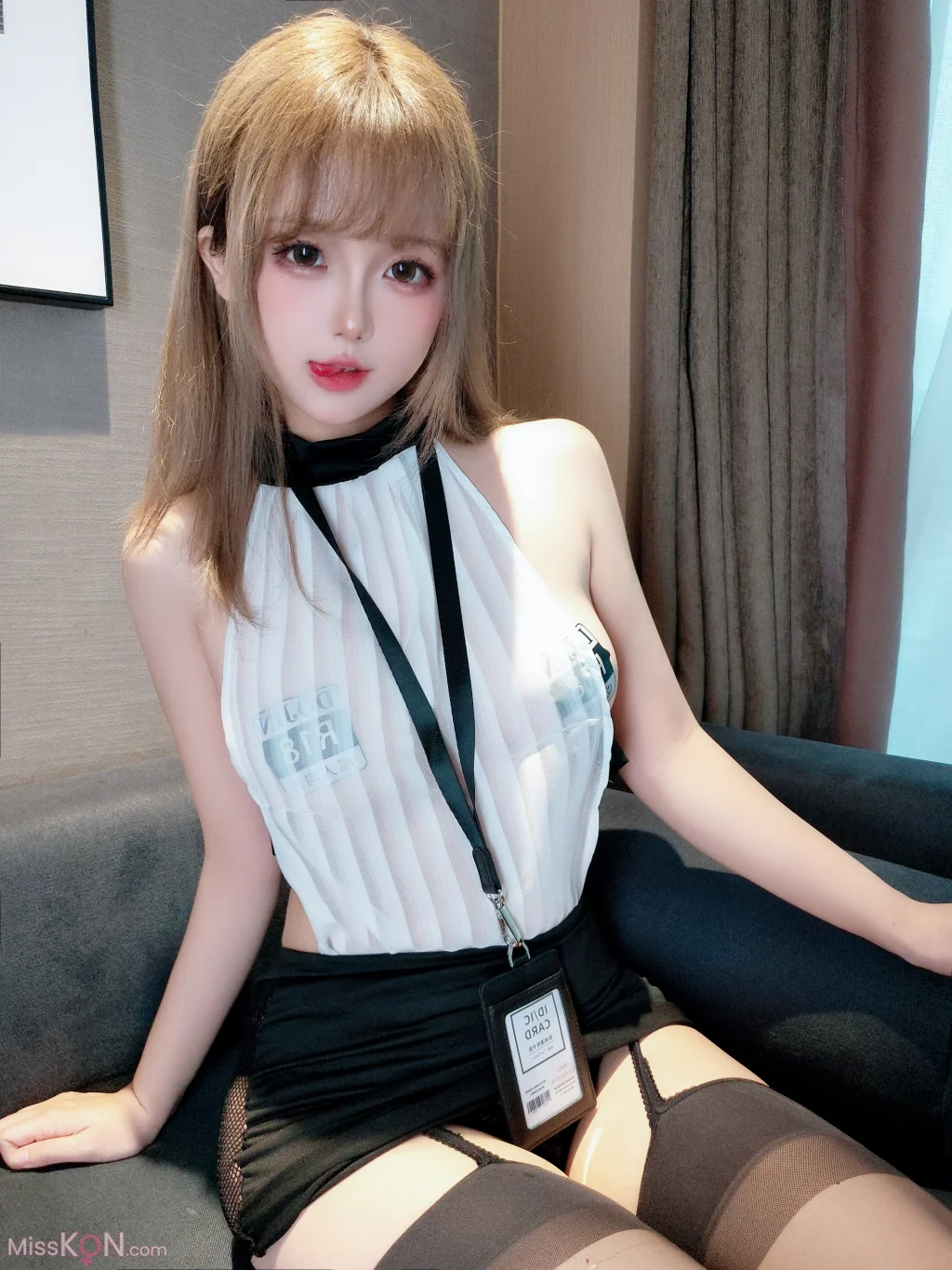 Coser@日奈娇: 小秘书 (107 photos + 4 videos)