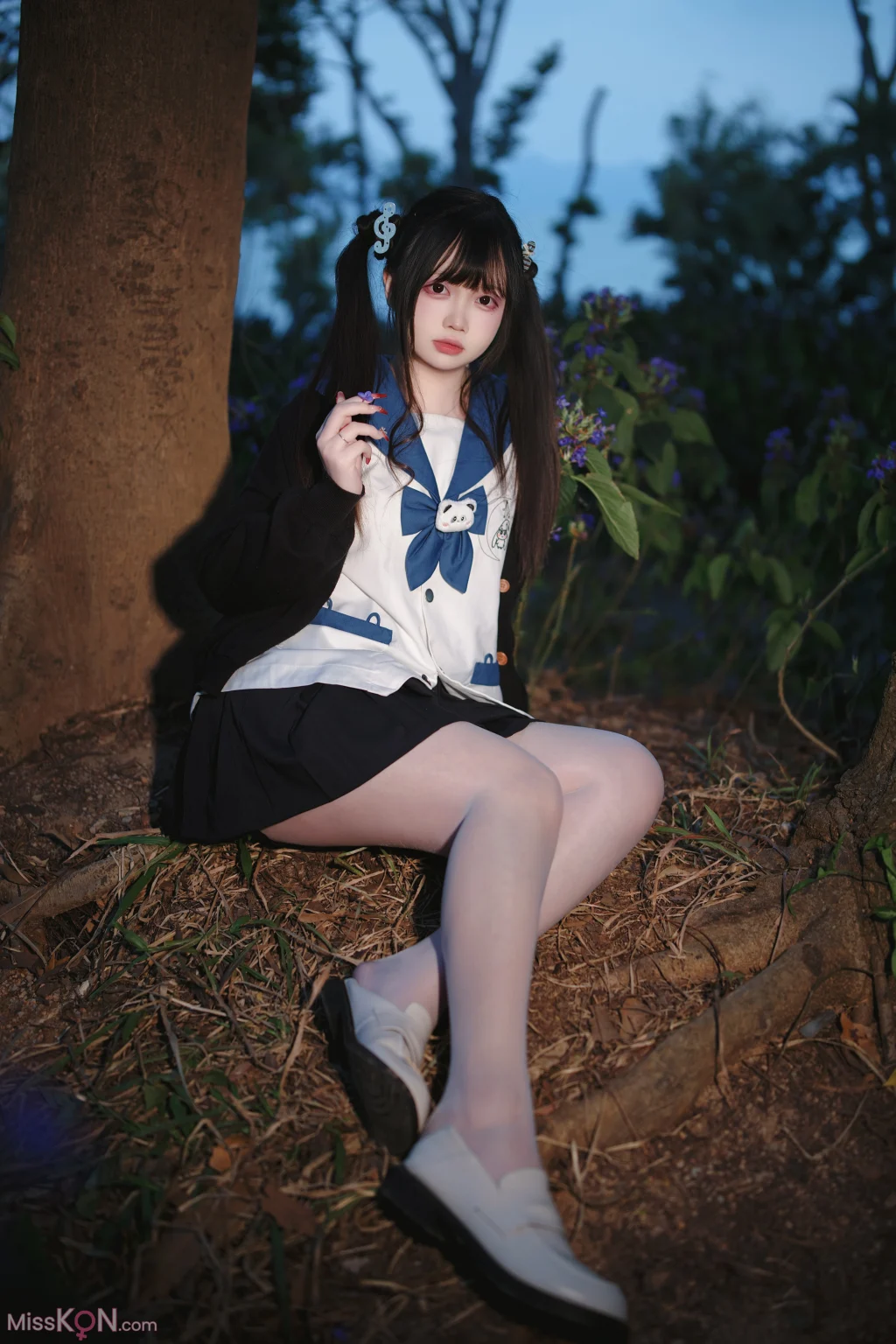Coser@洛桑w伊梓: 桑梓双马尾jk (38 photos)