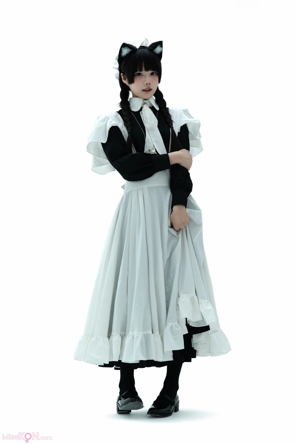 Coser@清水凪: 女仆图鉴 (89 photos)