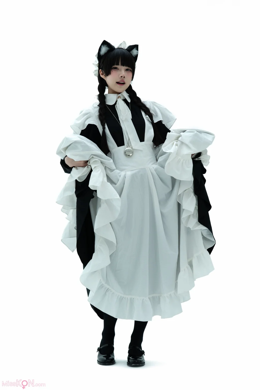 Coser@清水凪: 女仆图鉴 (89 photos)