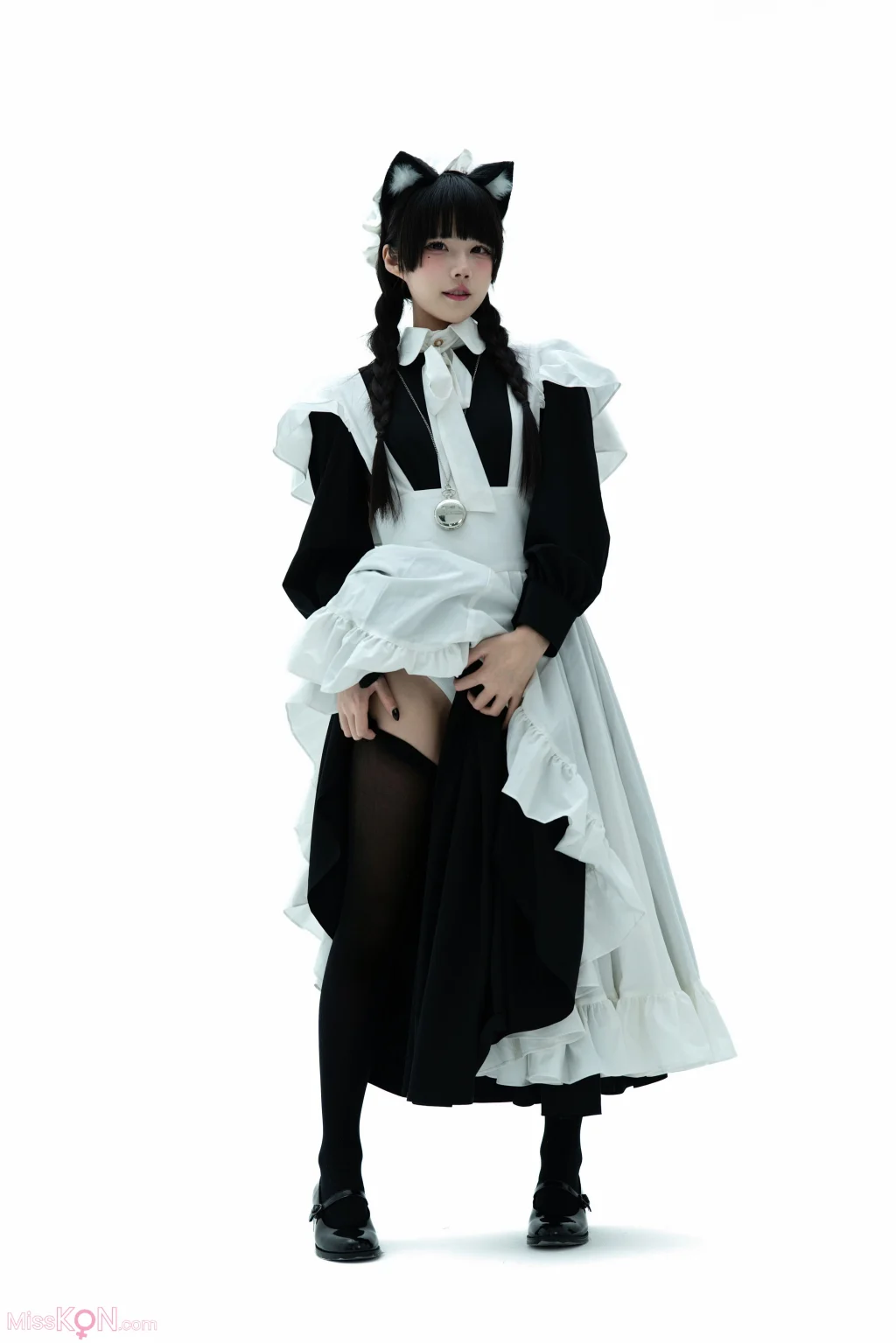 Coser@清水凪: 女仆图鉴 (89 photos)