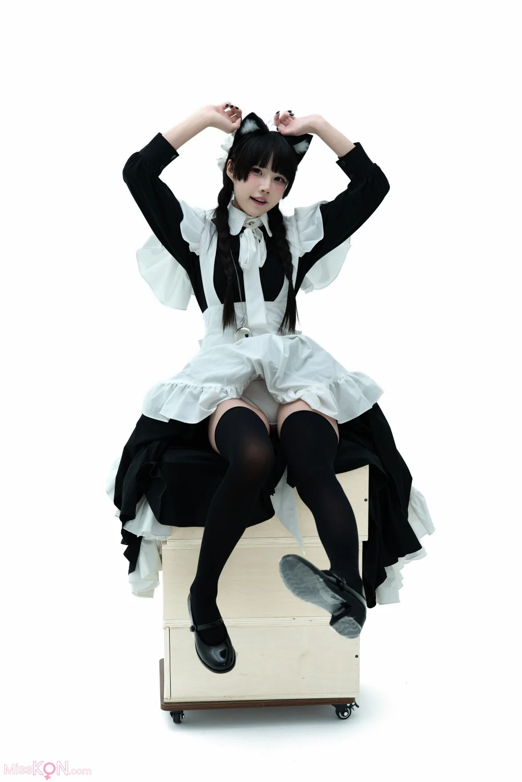 Coser@清水凪: 女仆图鉴 (89 photos) – Page 2