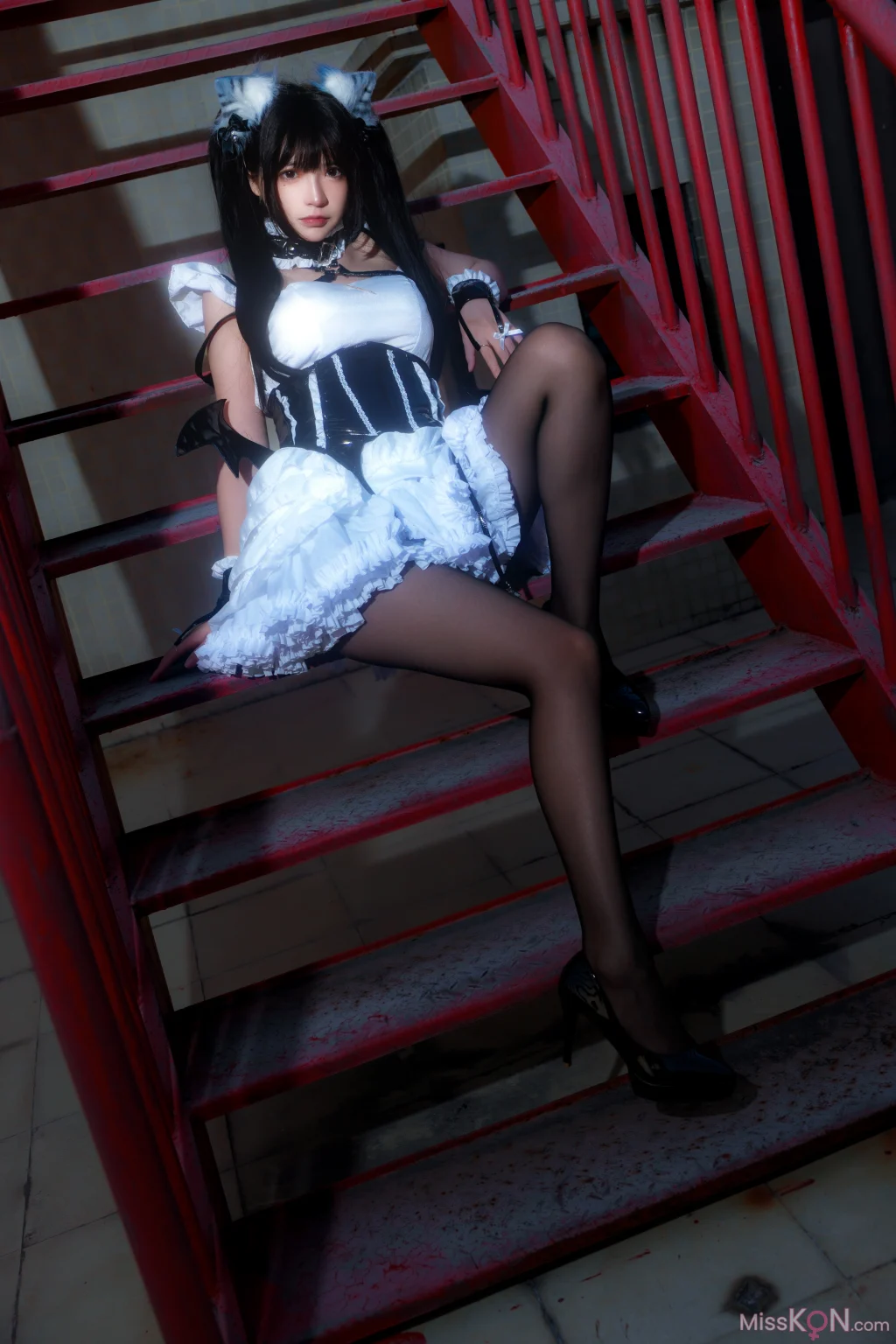 Coser@疯猫ss: 红梯女卟 (40 photos)