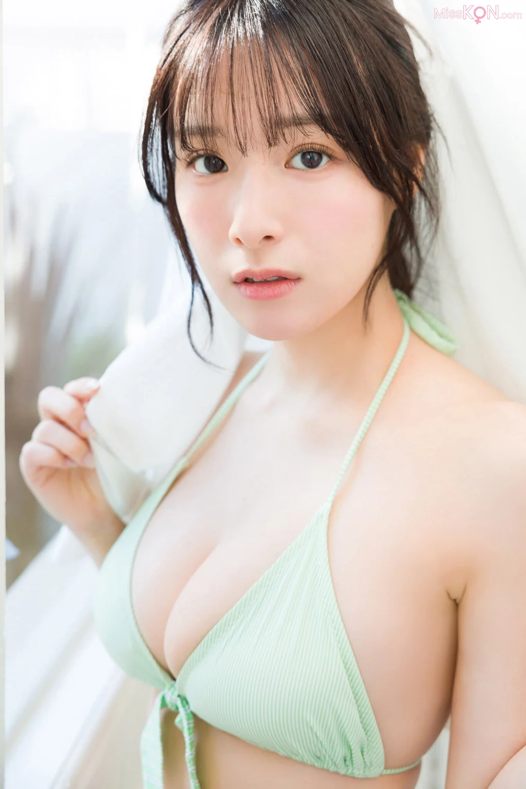 [JP] Kurea Hazuki (葉月くれあ): 【増量版 全50P】ミスマガのアソビバ！ Fruit ＆ fresh！ヤンマガデジタル写真集 (54 photos) – Page 2