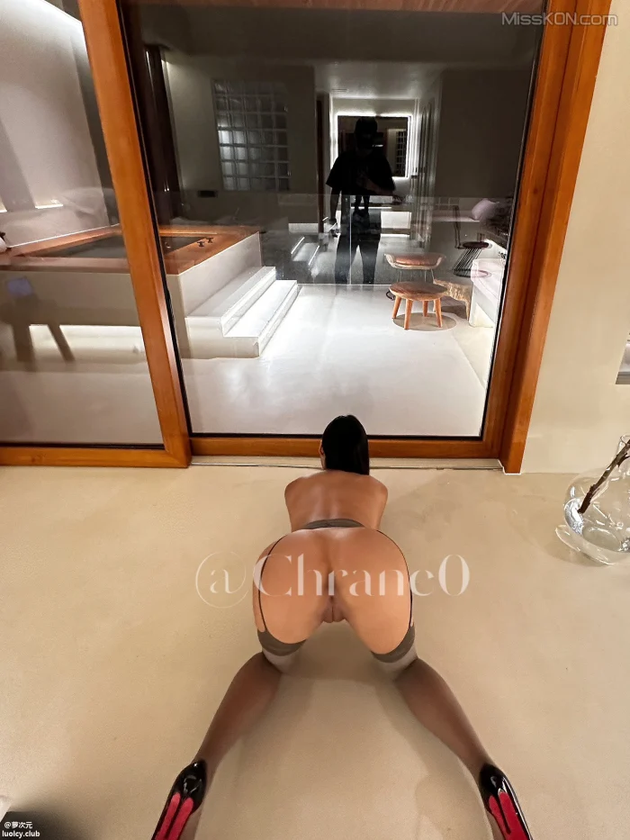 [OtherXXX] Chrane00: 白虎尤物御姐福利姬 (324 photos + 29 videos)