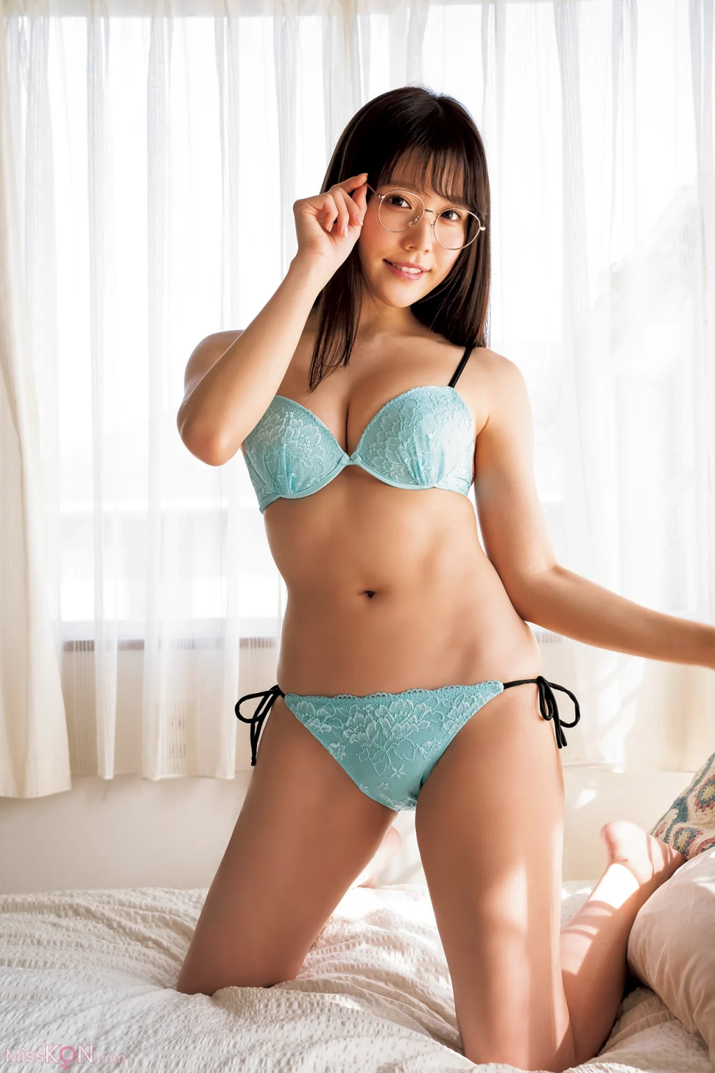 [JP] Yuka Kohinata (小日向ゆか): アサ芸Secret！デジタル写真集 理想のカノジョ メガネっ娘ビキニ (74 photos)