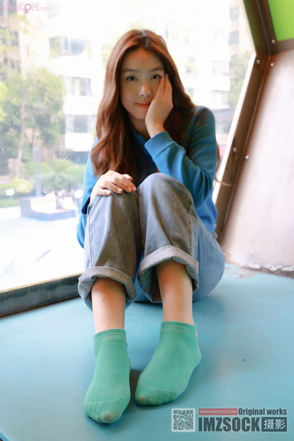 [MZSOCK爱美足] No.364: 雨萌 (121 photos + 1 video)