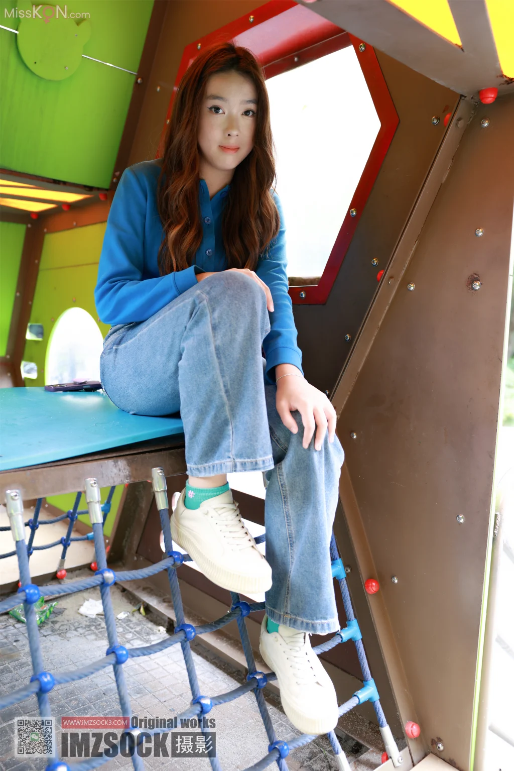 [MZSOCK爱美足] No.364: 雨萌 (121 photos + 1 video)