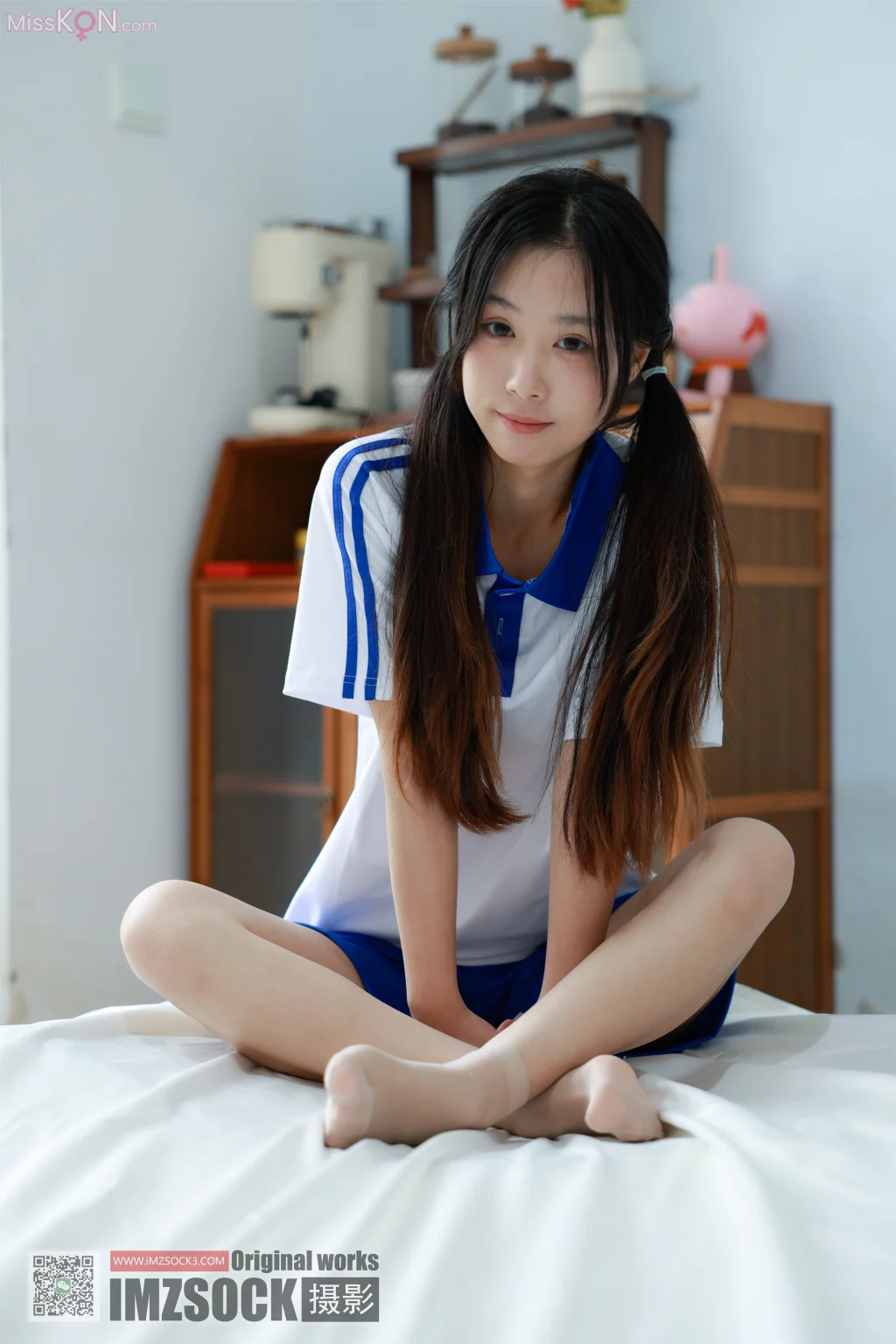 [MZSOCK爱美足] No.365: 江诗月 (80 photos)