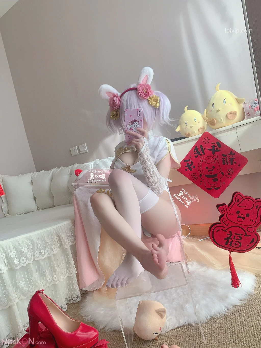 Coser@曲奇软fufu: 碧蓝航线拉菲新春旗袍五指袜 (38 photos + 4 videos) – Page 2