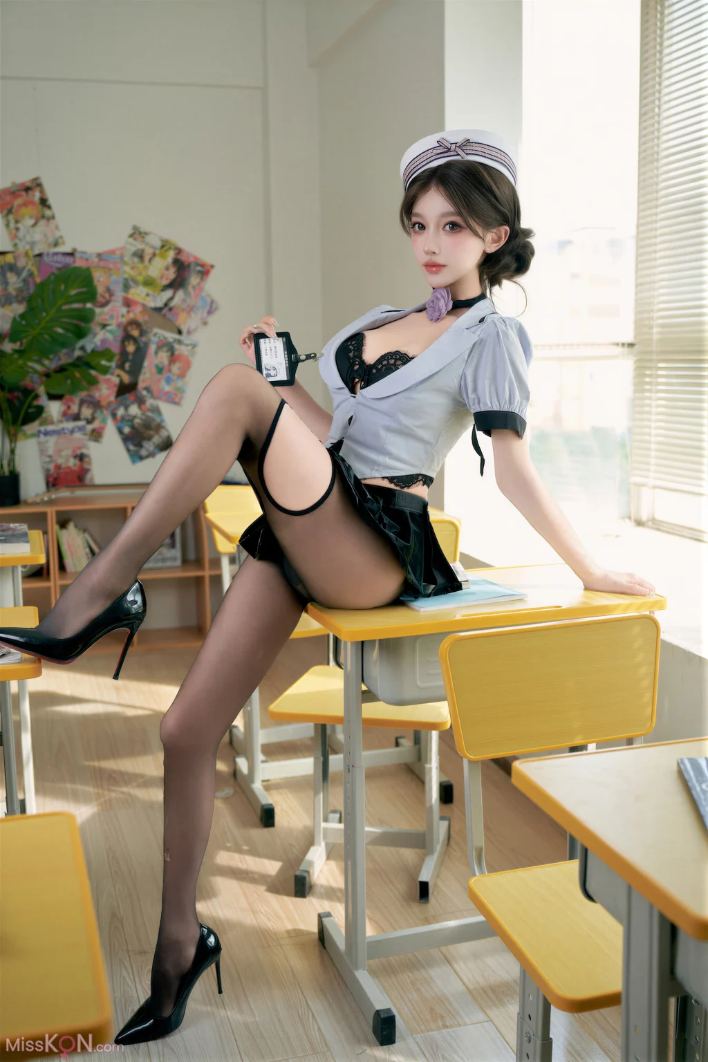 Coser@过期米线线喵: 涩涩学姐 (55 photos)